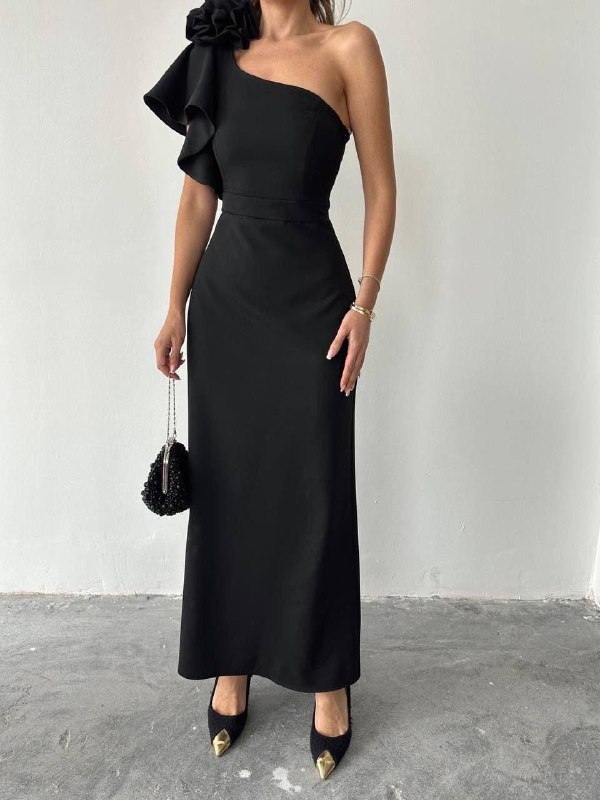 Apparel — TGMHfXnMk8W8 view