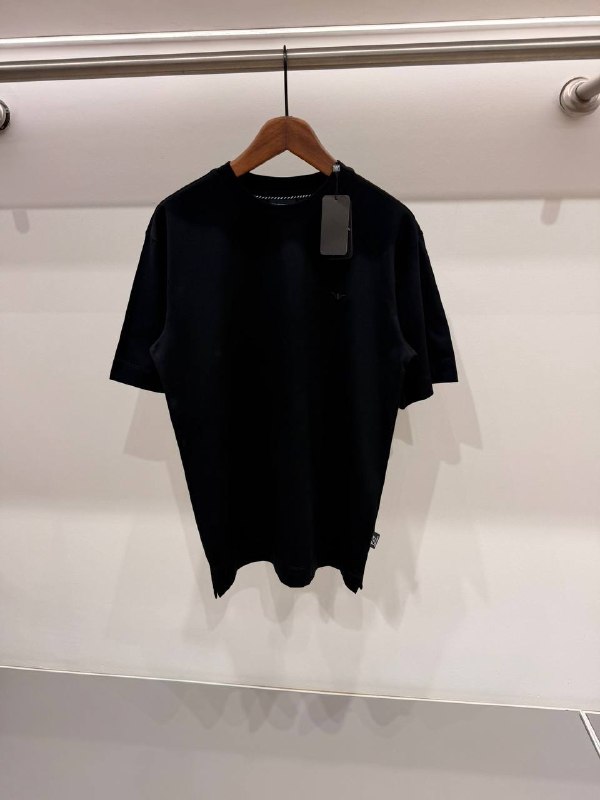 Apparel — TGMK5D0WqT03 view