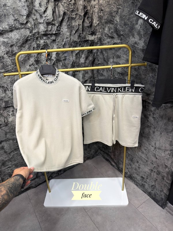 Apparel — TGMNwQcL6lzE view