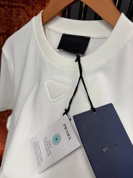 Apparel — TGMQkFJN9pIV view 2