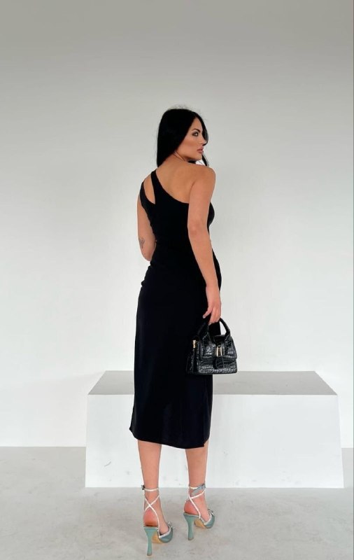 Apparel — TGMXUYVYcfpo view