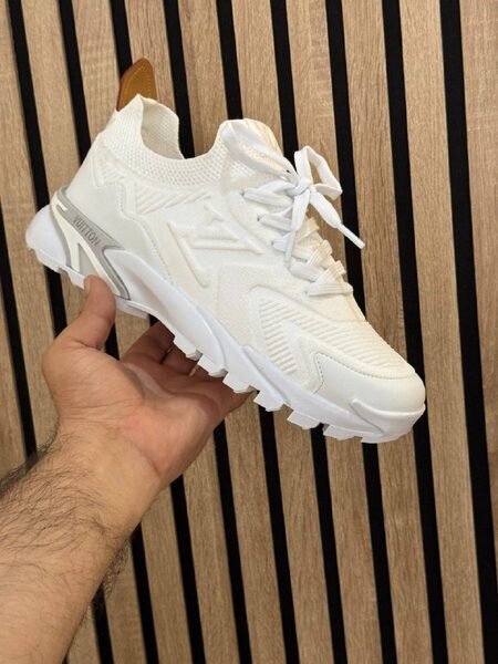 Men's Sneakers — TGMaQ9eZoBy6