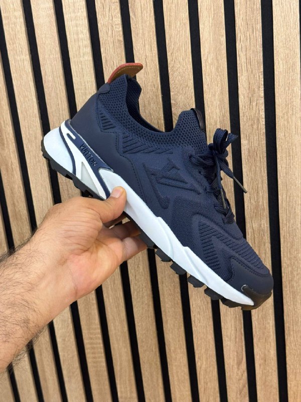 Men's Sneakers — TGMaQ9eZoBy6 view