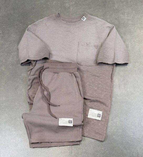 Apparel — TGMepnDym4ih view 3