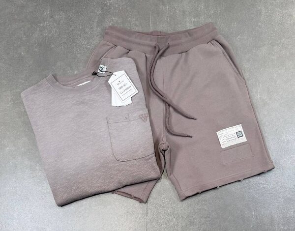 Apparel — TGMepnDym4ih view 4
