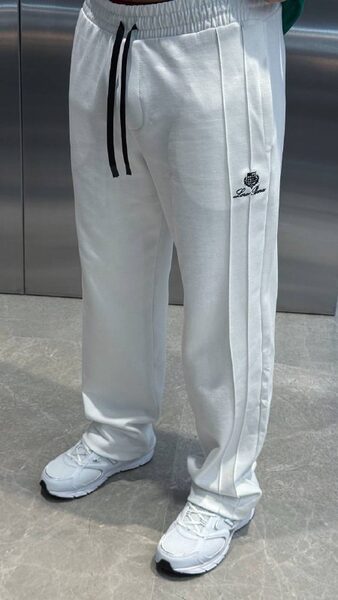 Apparel — TGMiWw9vPA67 view 2