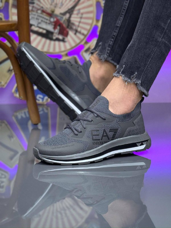 Men's Sneakers — TGMnYHP5Imdv view