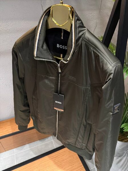 Apparel — TGMpWLECLUnu view 2