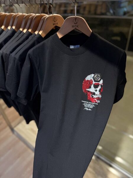 Apparel — TGNAym9UOMSJ view 7