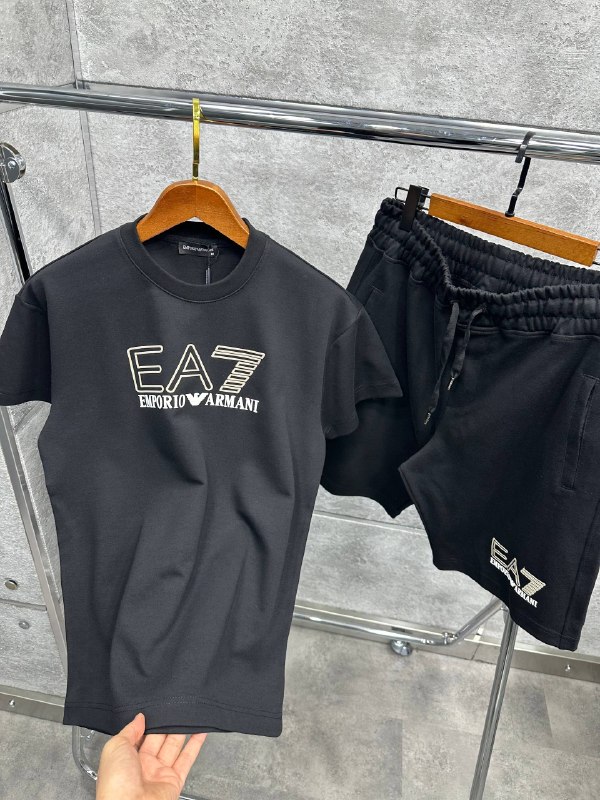 Apparel — TGNELhXYEJzh view