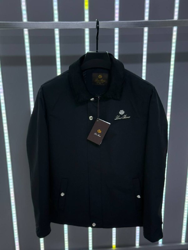 Apparel — TGNGZZltmSs3