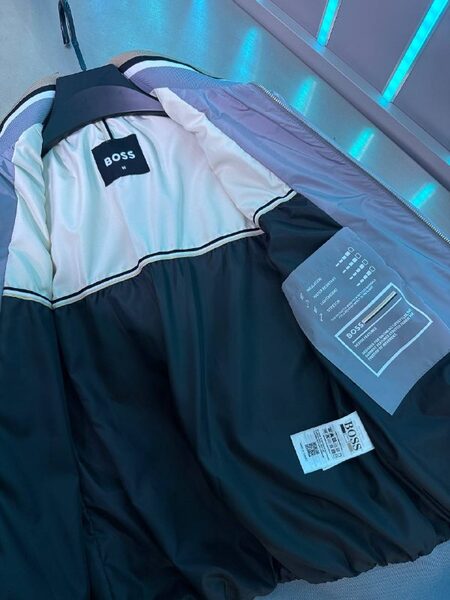 Apparel — TGNGsopGWNAZ view 2