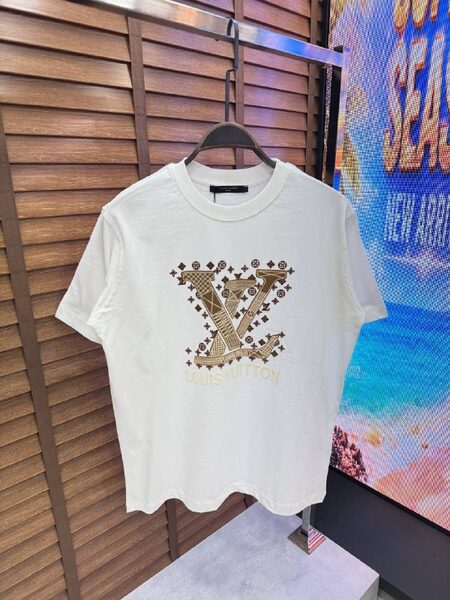 Apparel — TGNHRQx77S2N
