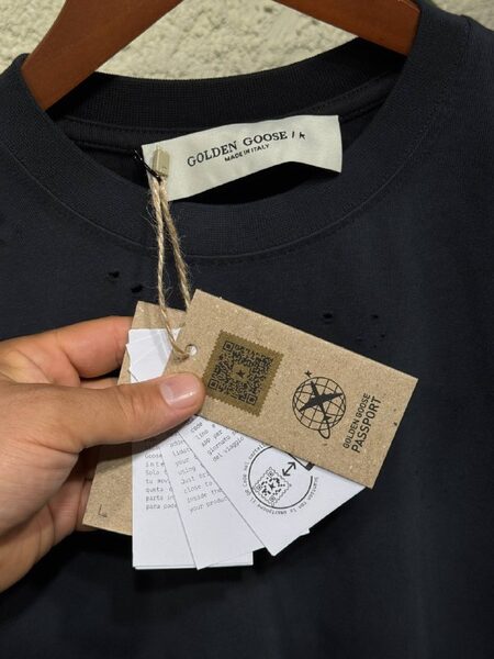 Apparel — TGNRexiUVxiM view 3