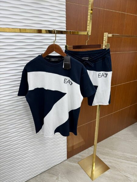 Apparel — TGNghCR5X1KL