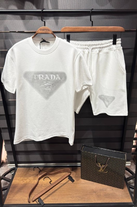Apparel — TGNoDG6JXJ2m