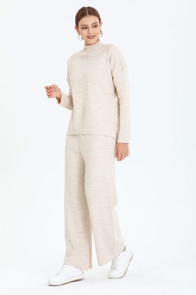 Apparel — TGNqMA_kLEKj view 4