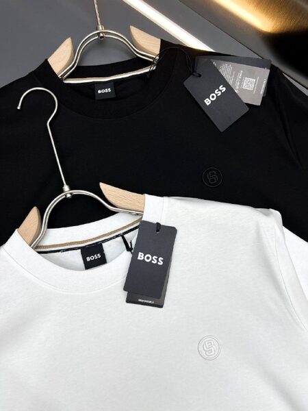 Apparel — TGNv1YbAlNmz view 2