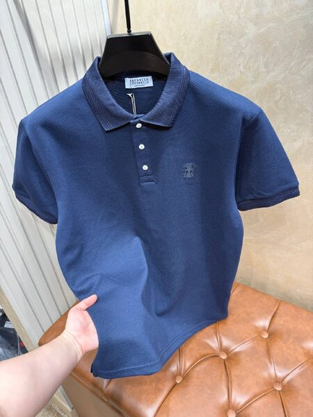 Apparel — TGNyH_t1jLq8