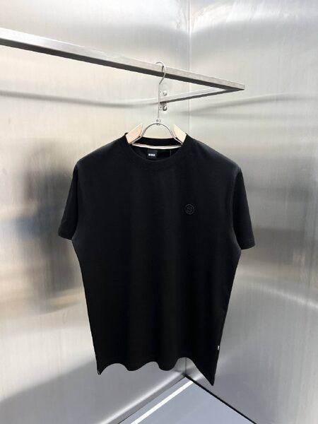 Apparel — TGO3Vdd6-e5Q