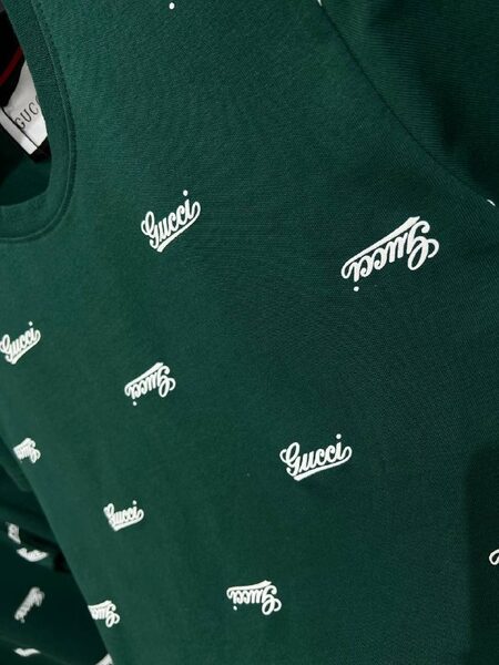 Apparel — TGO46jClEExv view 3