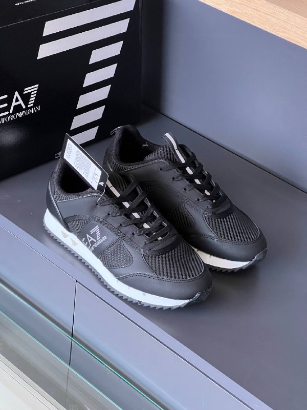 Men's Sneakers — TGO4dYI_BHhM