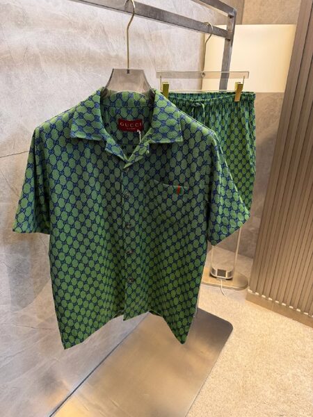 Apparel — TGO6WHSdt5mw view 4