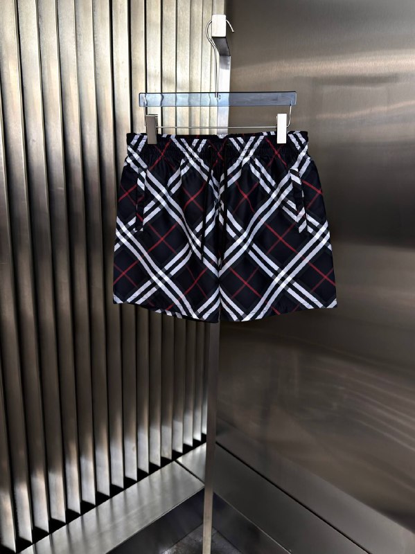 Apparel — TGOFu3iXwDva