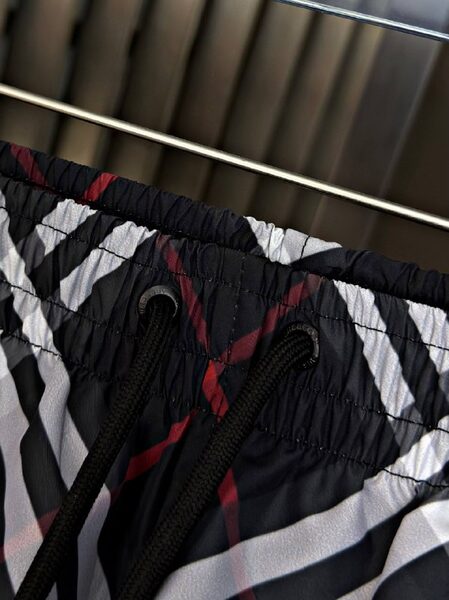 Apparel — TGOFu3iXwDva view 3