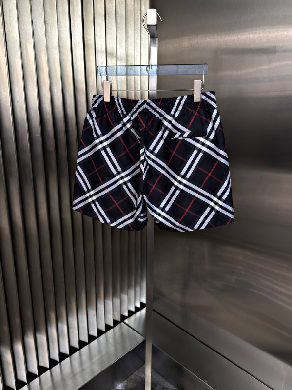 Apparel — TGOFu3iXwDva view