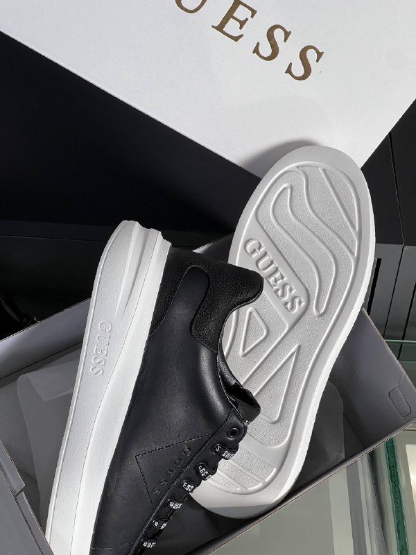 Men's Sneakers — TGOMWr4xHmKS view