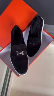 Men's Sneakers — TGOVE5dpurQ_ view 2