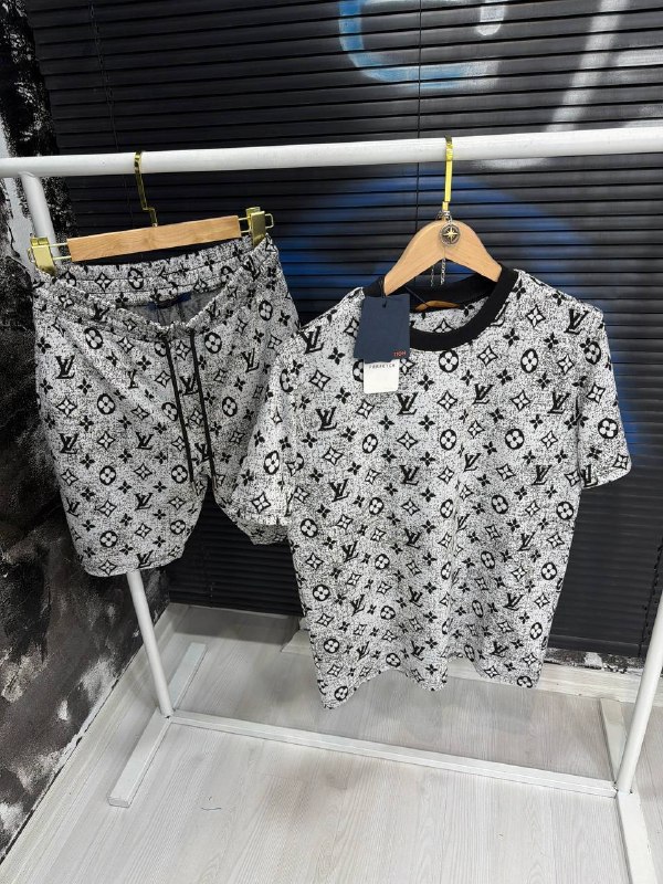 Apparel — TGOaJZcAyvfp view