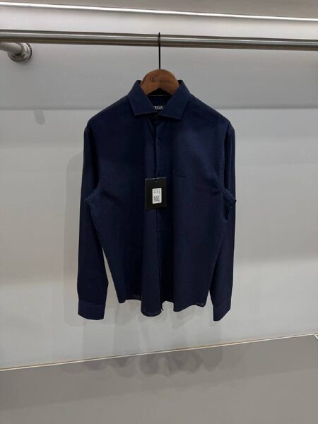 Apparel — TGOjoxGw1r9D view 3