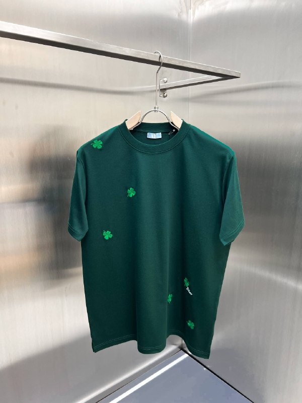 Apparel — TGOquTo6UMol