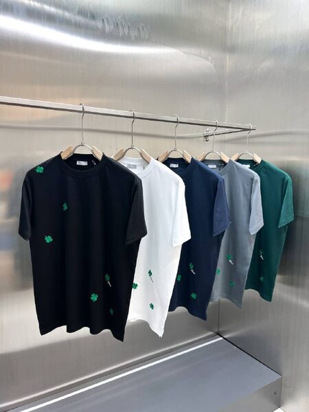 Apparel — TGOquTo6UMol view 2