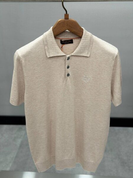 Apparel — TGPA7V5UTXwk view 5