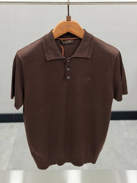 Apparel — TGPA7V5UTXwk view 8