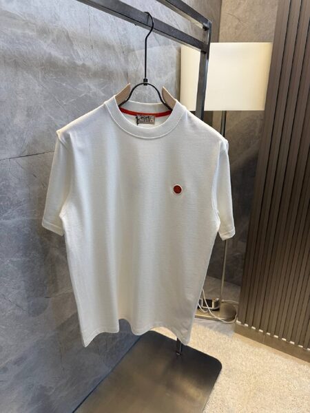 Apparel — TGPFJqBrmPlK