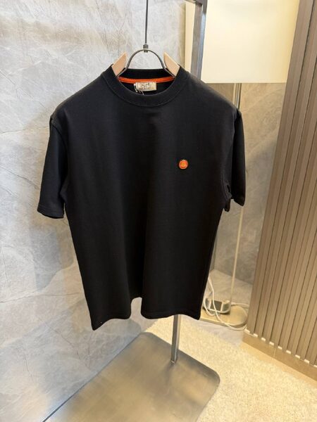 Apparel — TGPFJqBrmPlK view 2