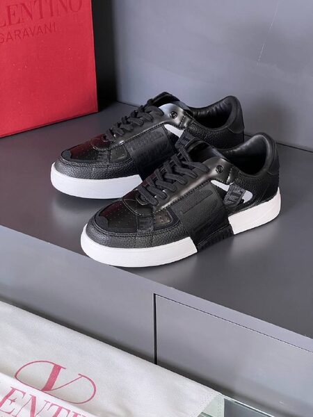 Men's Sneakers — TGP_U_z27F9M view 4