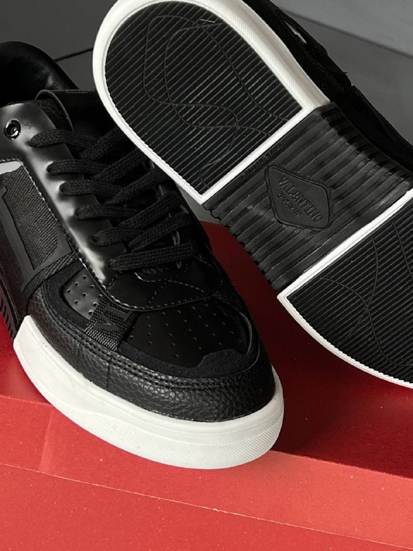 Men's Sneakers — TGP_U_z27F9M view