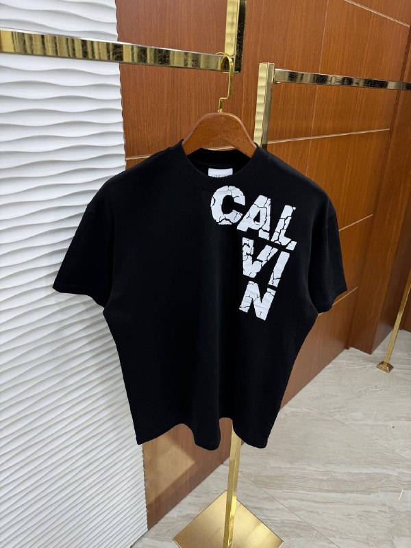 Apparel — TGPdUEd5kB0A