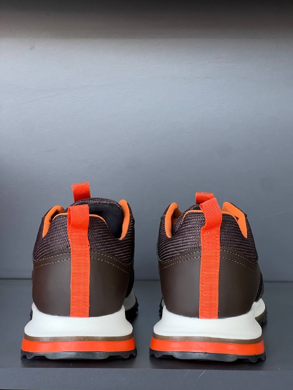Men's Sneakers — TGPh7F8zUkU0 view