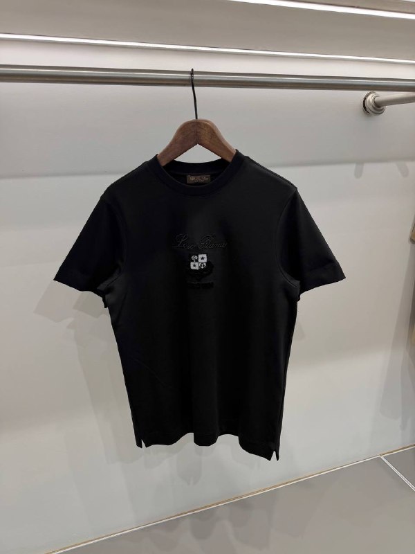 Apparel — TGPjhmK51POn
