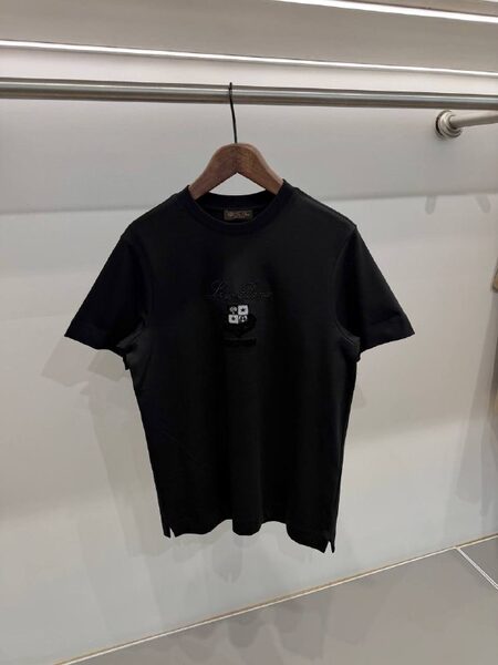 Apparel — TGPjhmK51POn