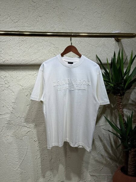 Apparel — TGPypXQvRKeG view 3