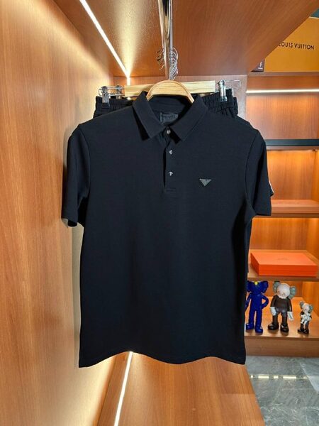 Apparel — TGQ-g5h-qD3o