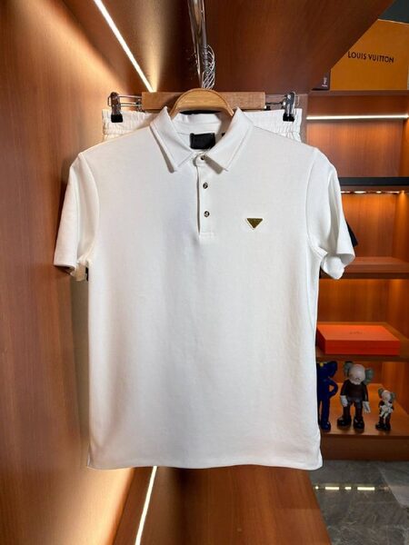 Apparel — TGQ-g5h-qD3o view 3