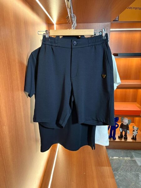 Apparel — TGQ-g5h-qD3o view 6